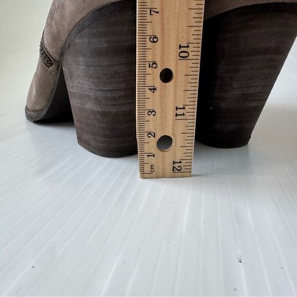 Stuart Weitzman western booties size 8.5 beige women’s boots **see note - Picture 6 of 9